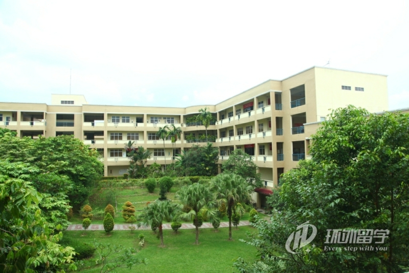 新加坡私立大学的学费