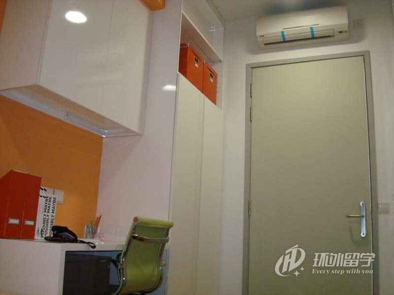 留学新加坡本科学费