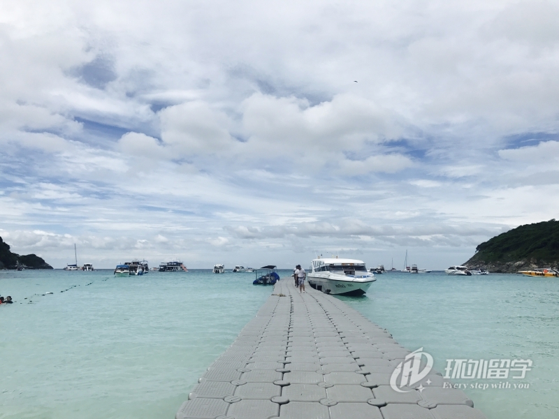 大学生留学新加坡读研条件