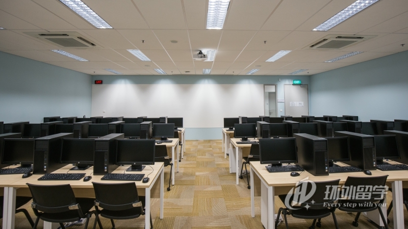 去新加坡读高中的要求