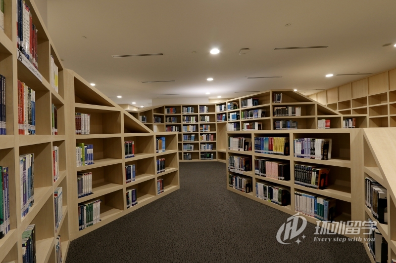 新加坡管理大学学制