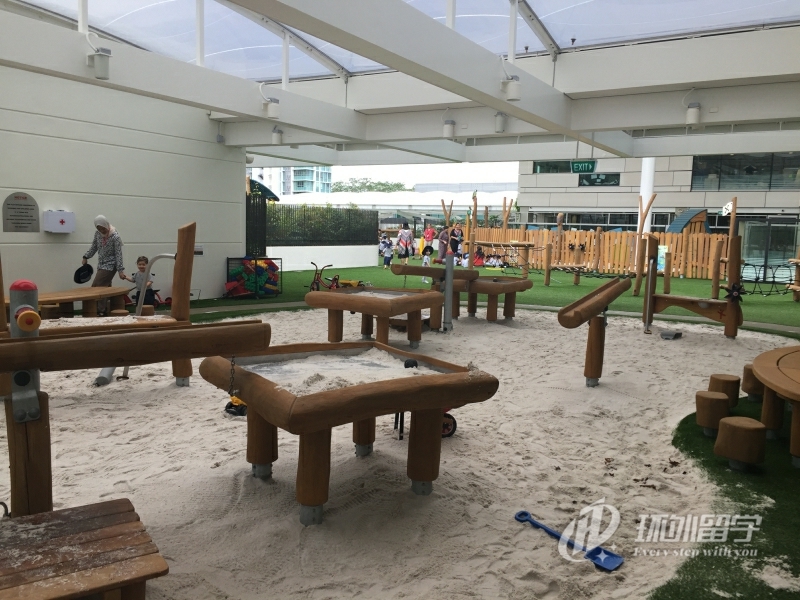 �¼�����ѧ���׾�ҵ��