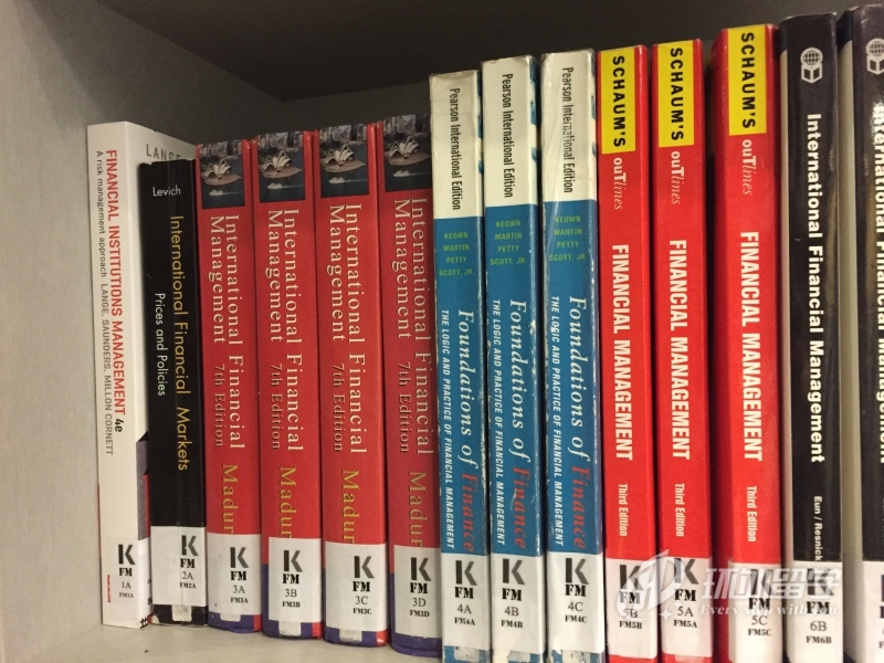 新加坡公立高中要求