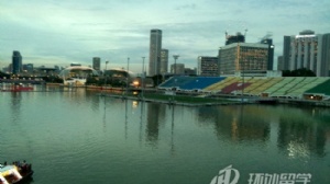 新加坡上中学的费用多少